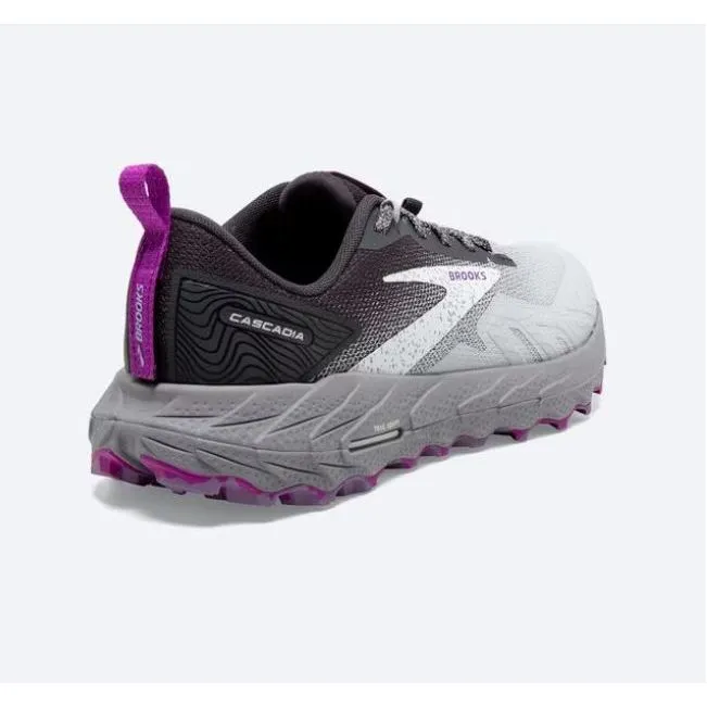 Women's Cascadia 17